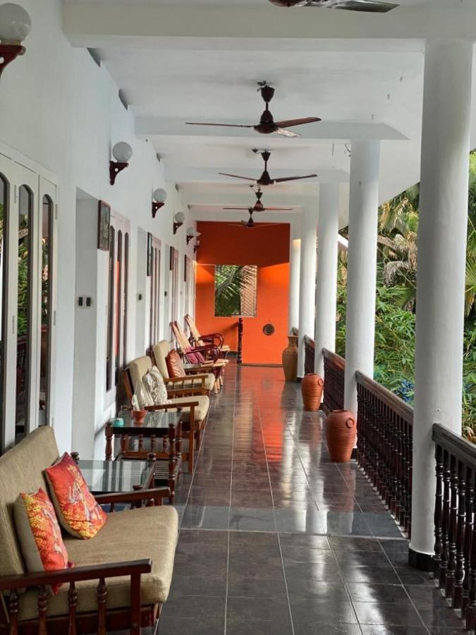 Sky Palace Beach Hotel Thiruvananthapuram Eksteriør billede
